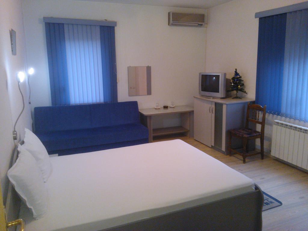 Hotel Tsarevets Asenovgrad Camera foto