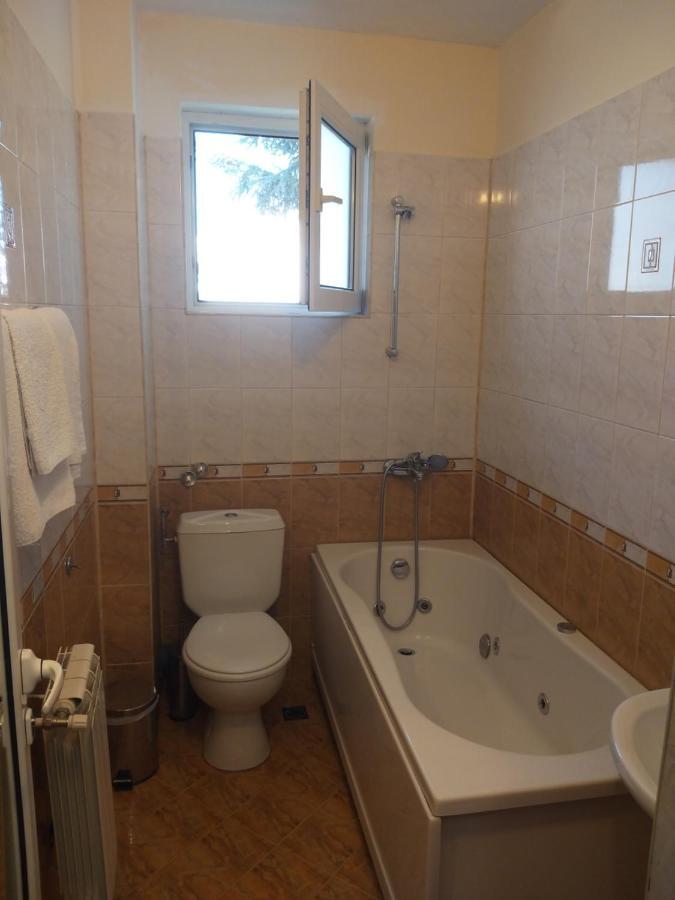 Hotel Tsarevets Asenovgrad Esterno foto